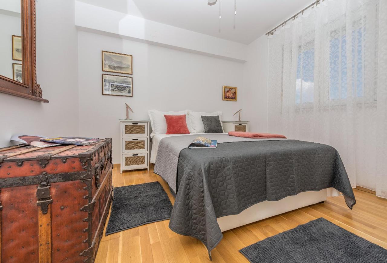 East Side Deluxe Suite Makarska Zewnętrze zdjęcie