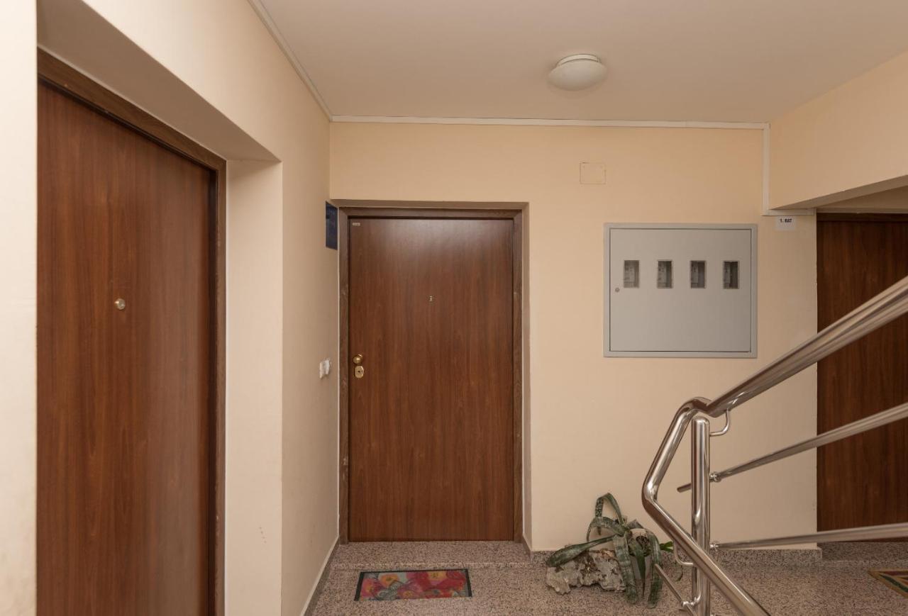 East Side Deluxe Suite Makarska Zewnętrze zdjęcie