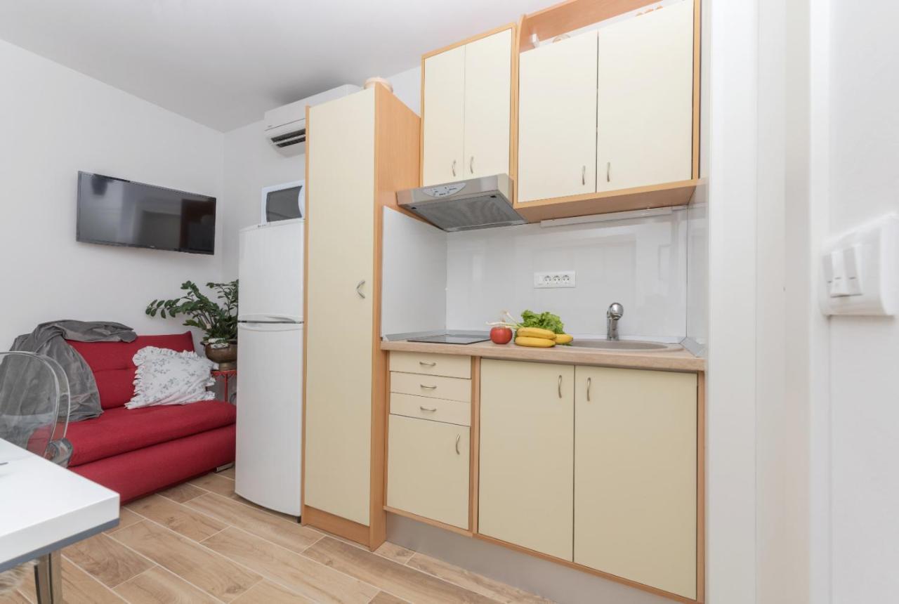 East Side Deluxe Suite Makarska Zewnętrze zdjęcie