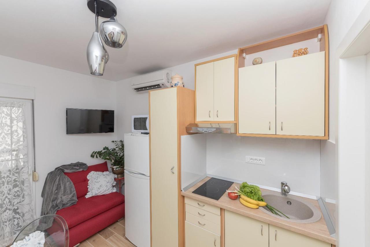 East Side Deluxe Suite Makarska Zewnętrze zdjęcie